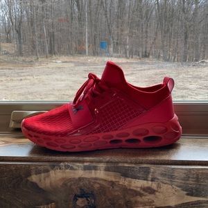 Sneakers size 8.5 good condition